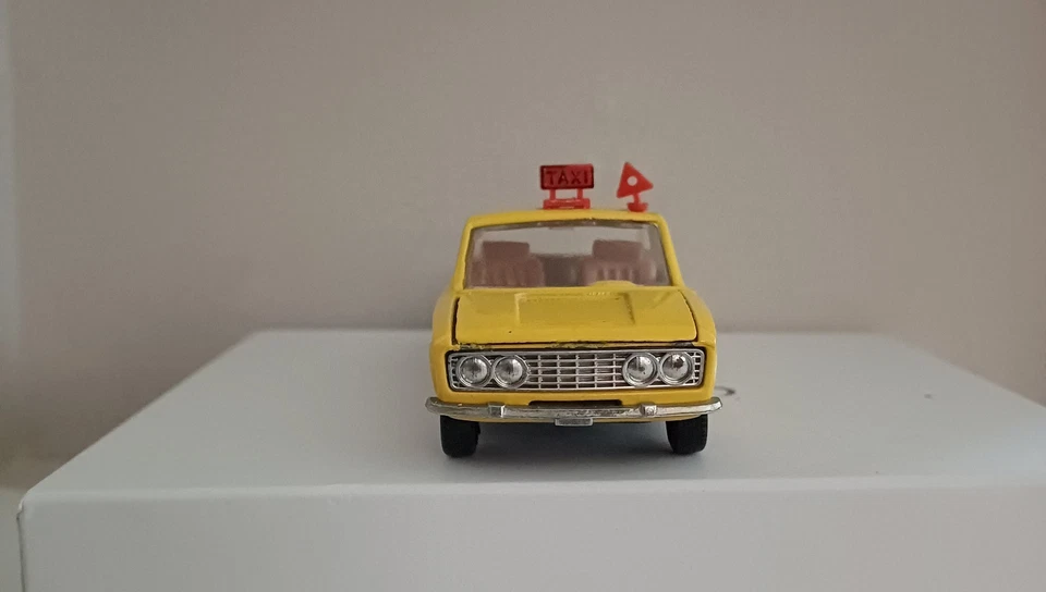 Mebetoys Fiat 124 TAXI Milano Giallo Scala 1/43 Originale - Immagine 3 di 4
