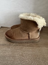 UGG Little Girl T Mini Bailey Bow Boots Size US 12