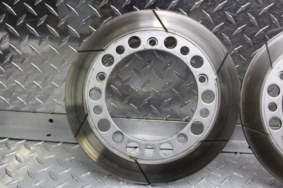 1982 HONDA V45 MAGNA VF750C FRONT LEFT RIGHT BRAKE ROTORS DISCS 45351-MB1-000 - Image 2 of 4