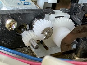 1x Gear & Clip For NEC PC Engine CD-ROM2 Repair