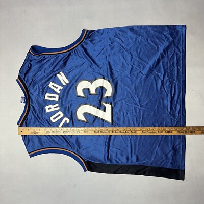 Vintage Wizards Michael Jordan #23 Champion Basketball NBA Vintage Wizards Michael Jordan #23 Champion Basketball NBA