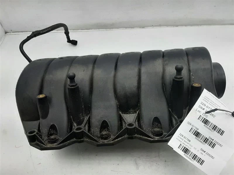 Intake Manifold 06-11 CADILLAC DTS 12588847 - Image 2 of 4