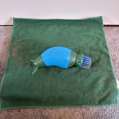 Boot Buddy Schuh- und Stiefelreiniger mit Handtuch