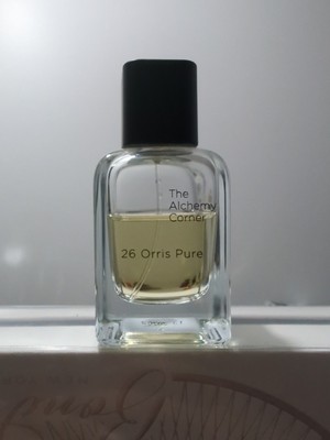 Express The Alchemy Corner 26 Orris Pure Toilette Parfum Fragrance Perfume 1.7 