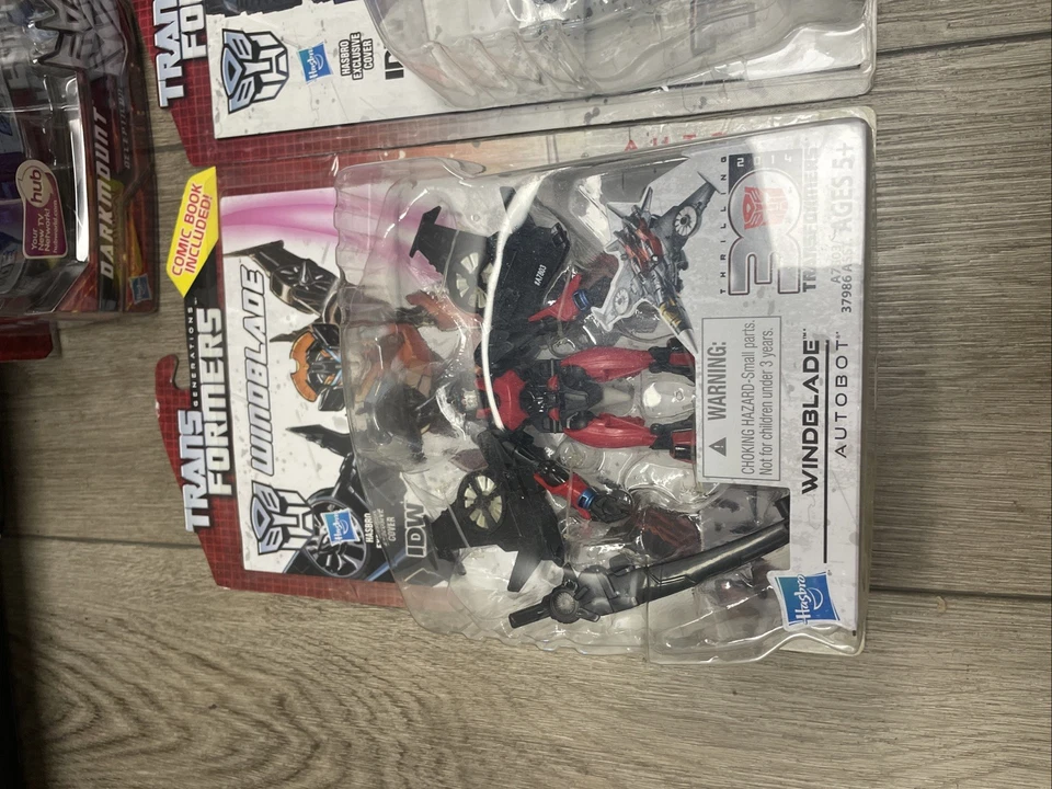 Transformers Generations Lot IDW Windblade Chromia Decepticon NIB - Image 3 of 4