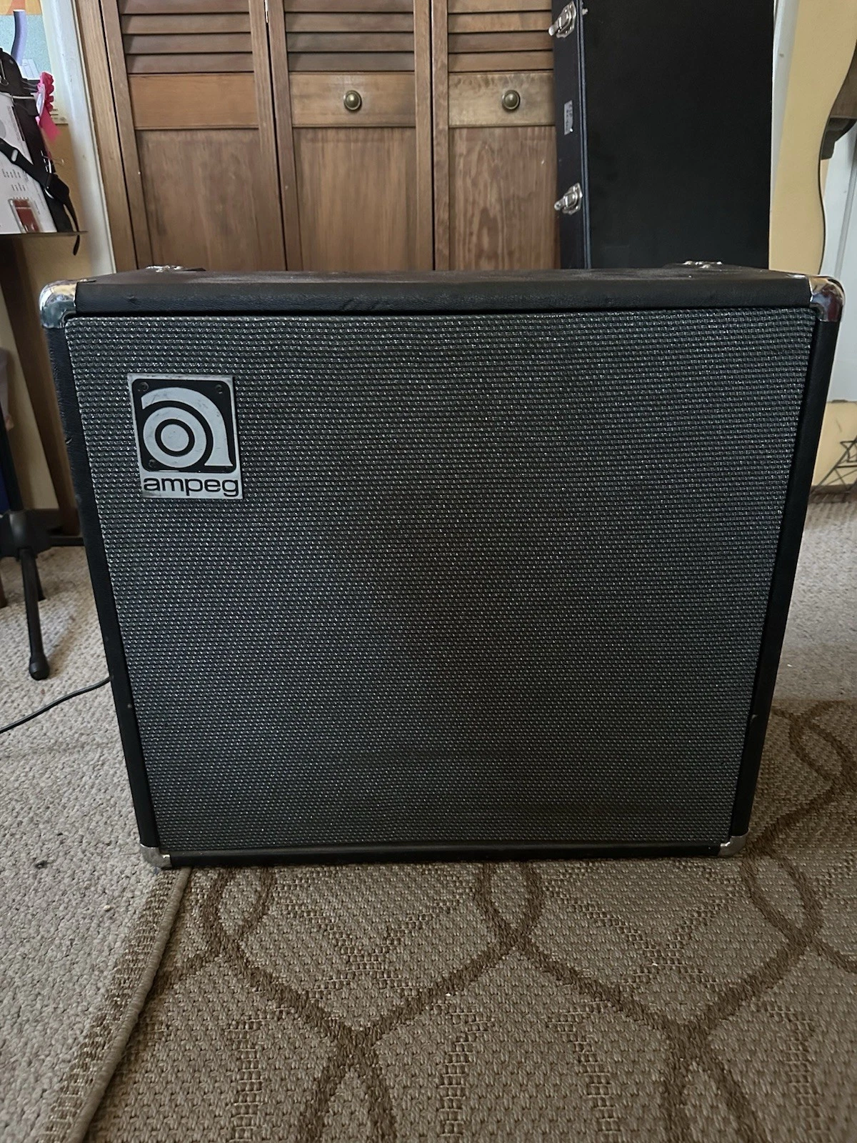 Picture 1 of 4