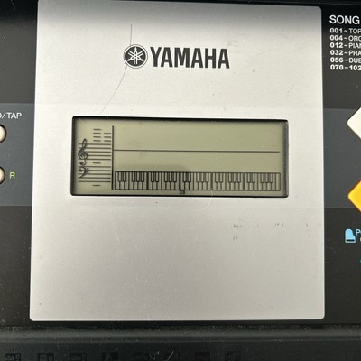 Yamaha PSR-E223 61 Key Electronic Digital Keyboard Includes AC