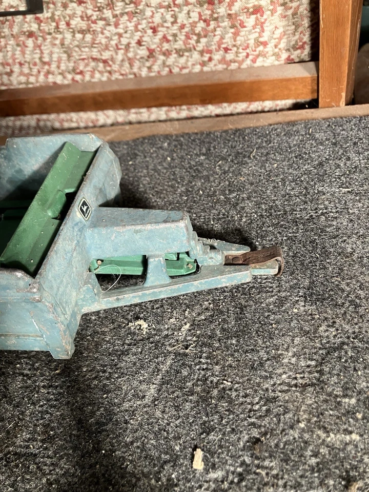 Juguete de aluminio ERTL John Deere hecho en Estados Unidos Foto 2 de 4
