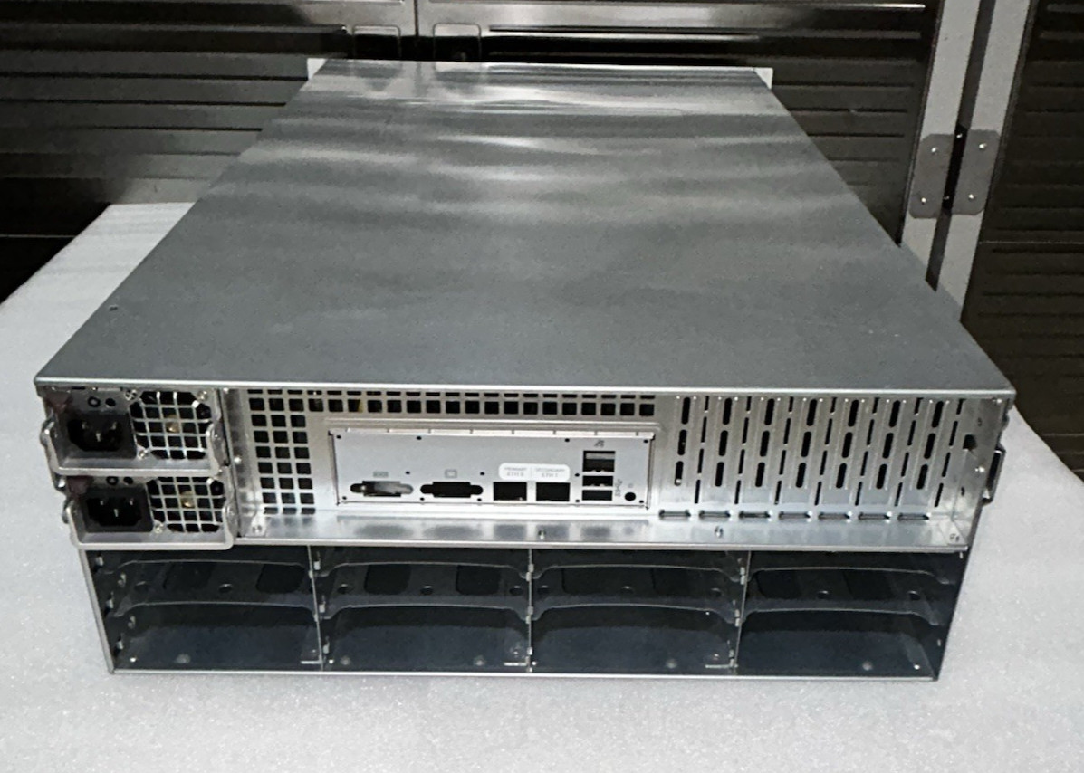 *No Motherboard* Supermicro CSE-847 4U 36-Bay SAS2 2x 1280W PSU