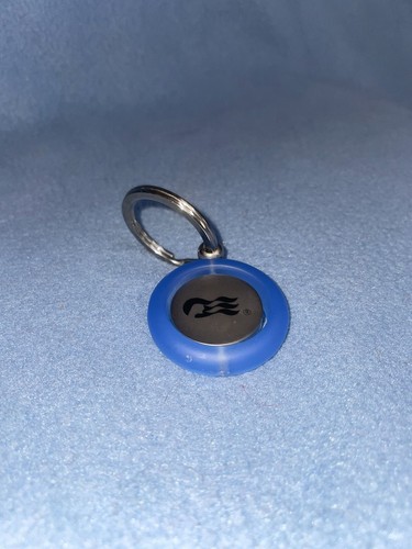 Princess Cruises Pacific Keychain Rotating Center Blue Ring Mini Retired NWOT - Picture 5 of 7