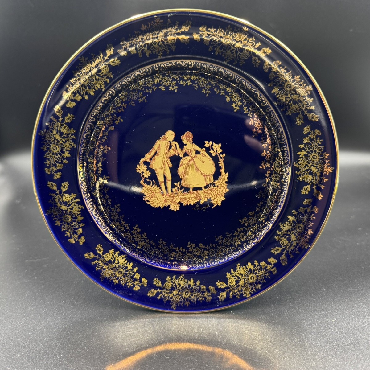 LIMOGES CASTEL フランス製 瑠璃色に22K GOLDの装飾品 Amazon.co.jp: LIMOGES CASTEL フランス製 瑠璃色に22K GOLDの