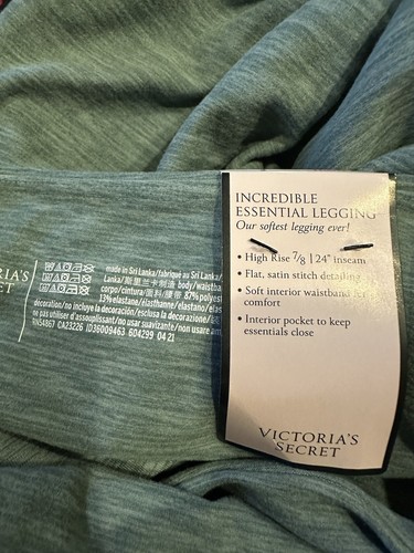 NWT VICTORIA'S SECRET Women's 2 Green High Rise Incredible Essential Leggings - Picture 5 of 6