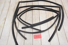 95-03 Jaguar XJ6 VDP  LWB FRONT REAR GLASS RUN Door Window SEAL CHANNEL SET OEM