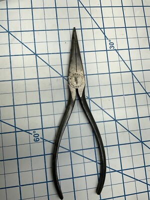 Klein 208-6PC Electricians All Purpose Needle Nose Pliers, 6-3/4in., USA