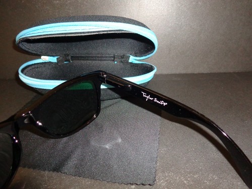 TAYLOR SWIFT "Black 1989 Sunglasses" BRAND NEW In a Case TAYLOR SWIFT - Picture 4 of 8