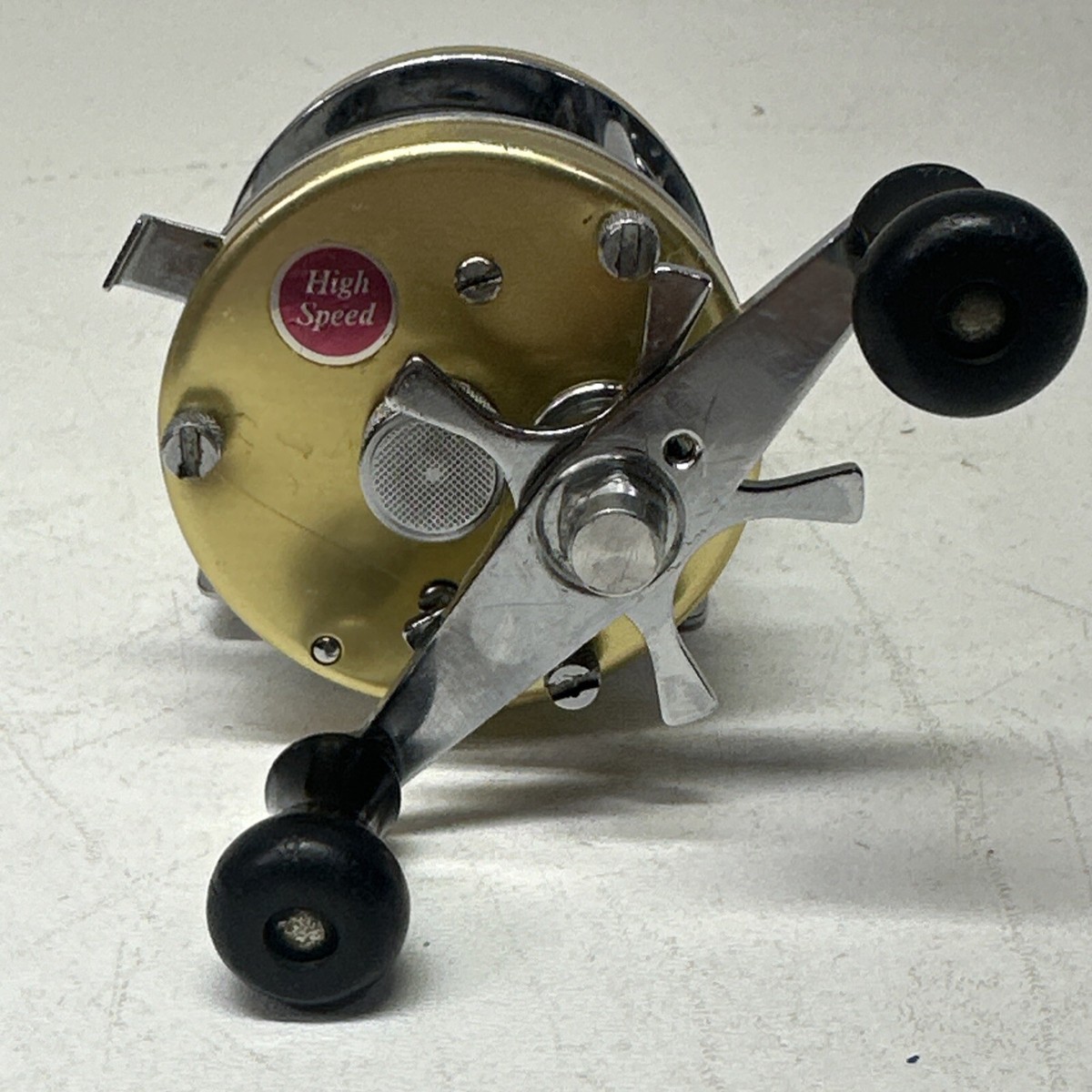 リール ambassadeur CLASSIC GOLD 5500C Abu Garcia Ambassadeur 5500C Gold Baitcasting Reel Very Good