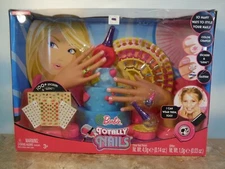 MATTEL 2008 BARBIE TOTALLY NAILS STYLIN HANDS *NEW* IN BOX