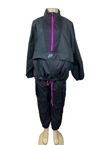 ladies jogging suits nike