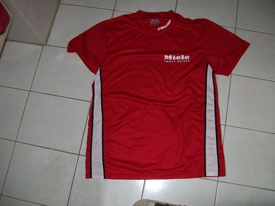 T-shirt  Grösse M    Miele immer besser  Shirt  Laufshirt Qualität läuft länger