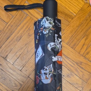 Ed Hardy Compact Folding Men's Umbrella Auto Open Close Tattoo Skull Graphic