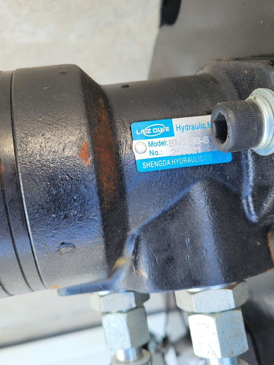 Skid Steer GIYI/Future Vibratory Padfoot Compactor Roller