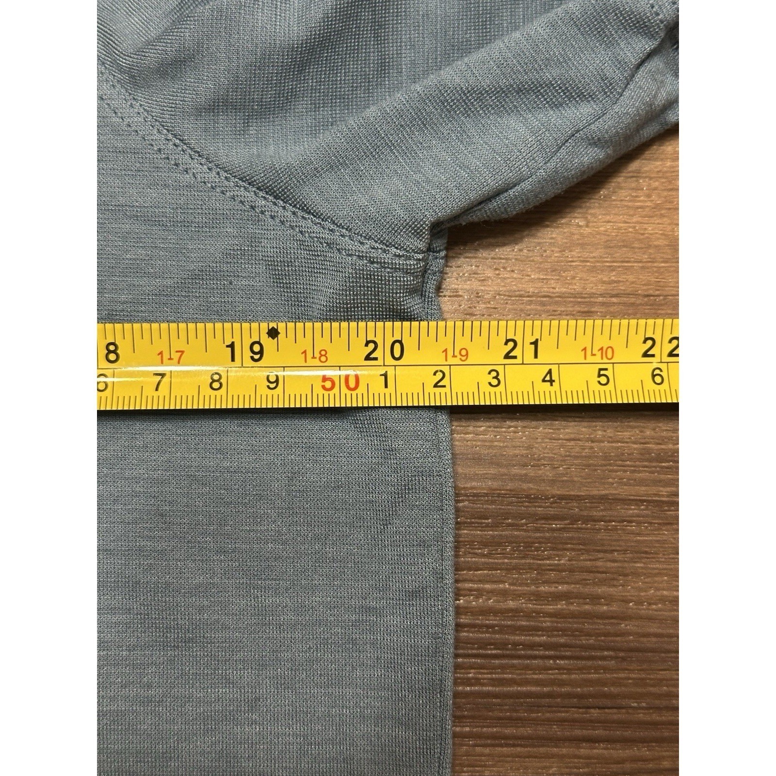 Lululemon Light Blue Evolution Performance Stretc… - image 5