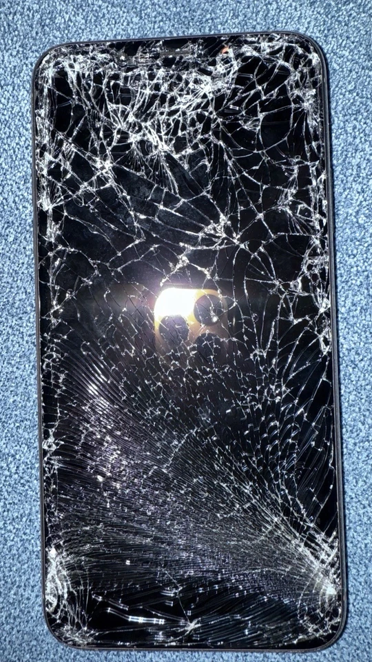 iphone 11 pro max tmobile Parts - Image 2 of 2