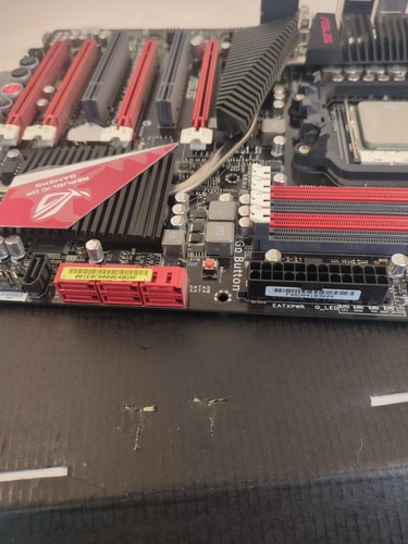 Asus Republic Of Gamers Crosshair IV Formula Mainboard & Hardware - Bild 12 von 18