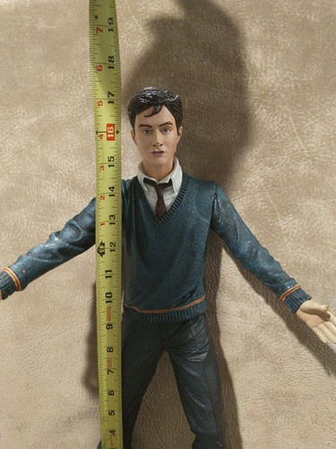 NECA 2007 Series 1 Harry Potter And The Order Of The Phoenix Action Figure 17" - Picture 2 of 7