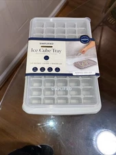Simplified  Ice Cube Tray with Lid scoop & Bin - Odor-Preventive Ice Storage Set