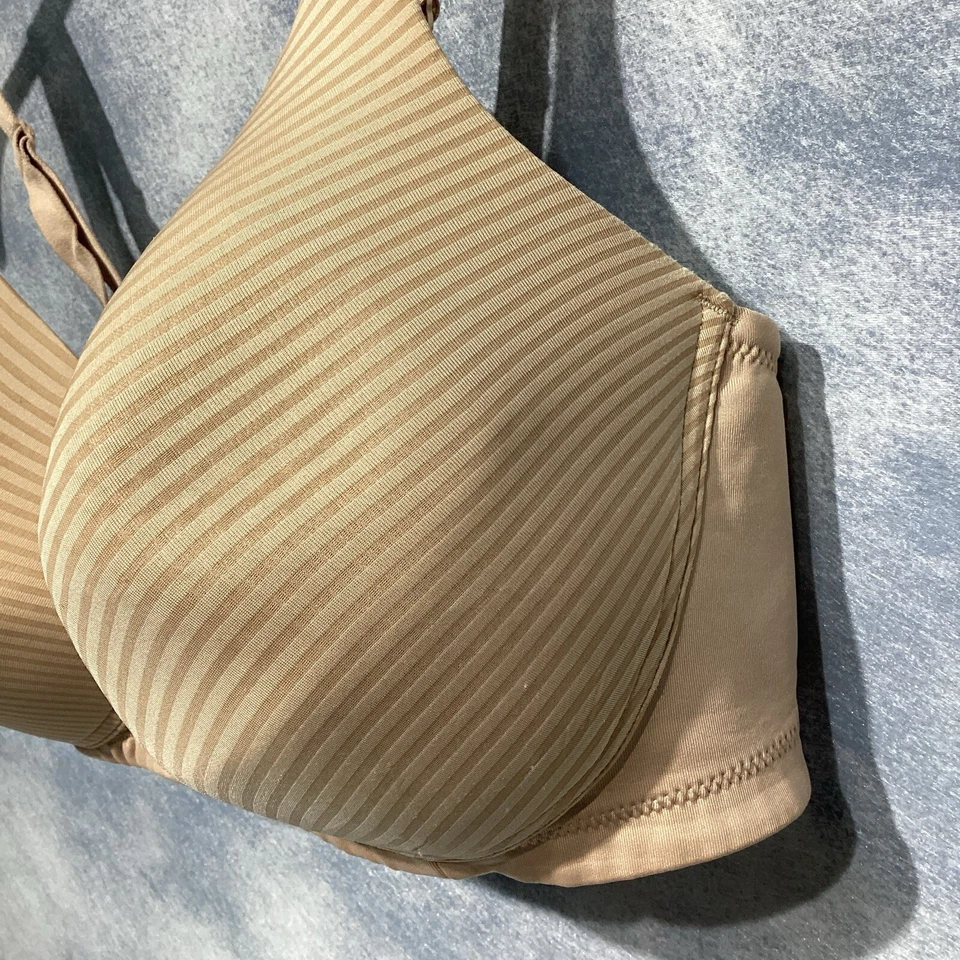 Vanity Fair 38DD Beige Stripe Smooth Cup  4 Hook Wireless - Image 4 of 4