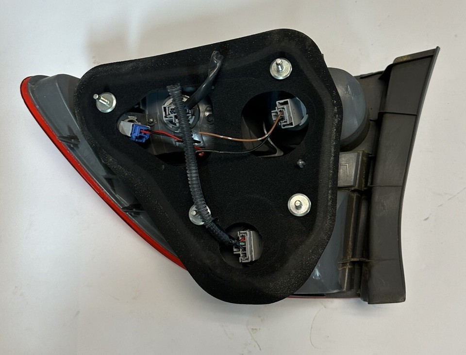 Find Honda Civic Left OEM Trunk Lid Tail Light 2006 2007 2008 2009 2010 2011 In Glendale - Foto 7