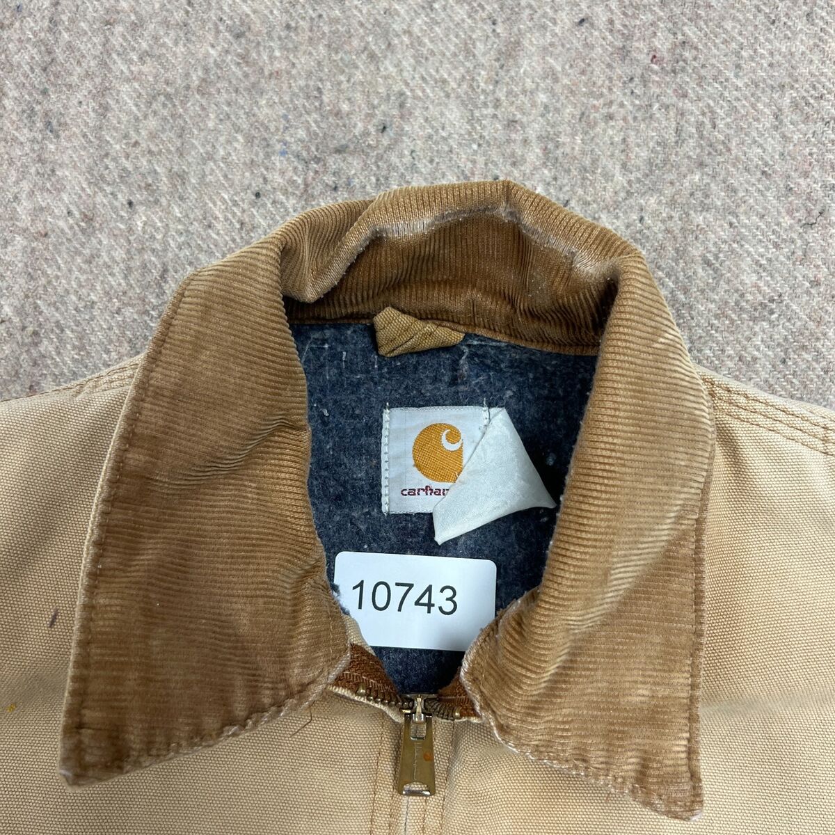 Vintage Carhartt Detroit Jacket Mens Medium Beige 1980s Vintage Carhartt Detroit Jacket Mens Medium Beige 1980s