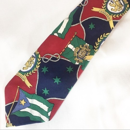 Tommy Hilfiger Vintage Men's Tie Multi Color 100% Italian Silk Flags Crest Logo - Picture 2 of 7