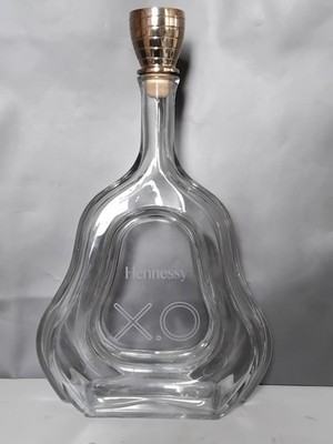 HENNESSY XO Cognac Bottle