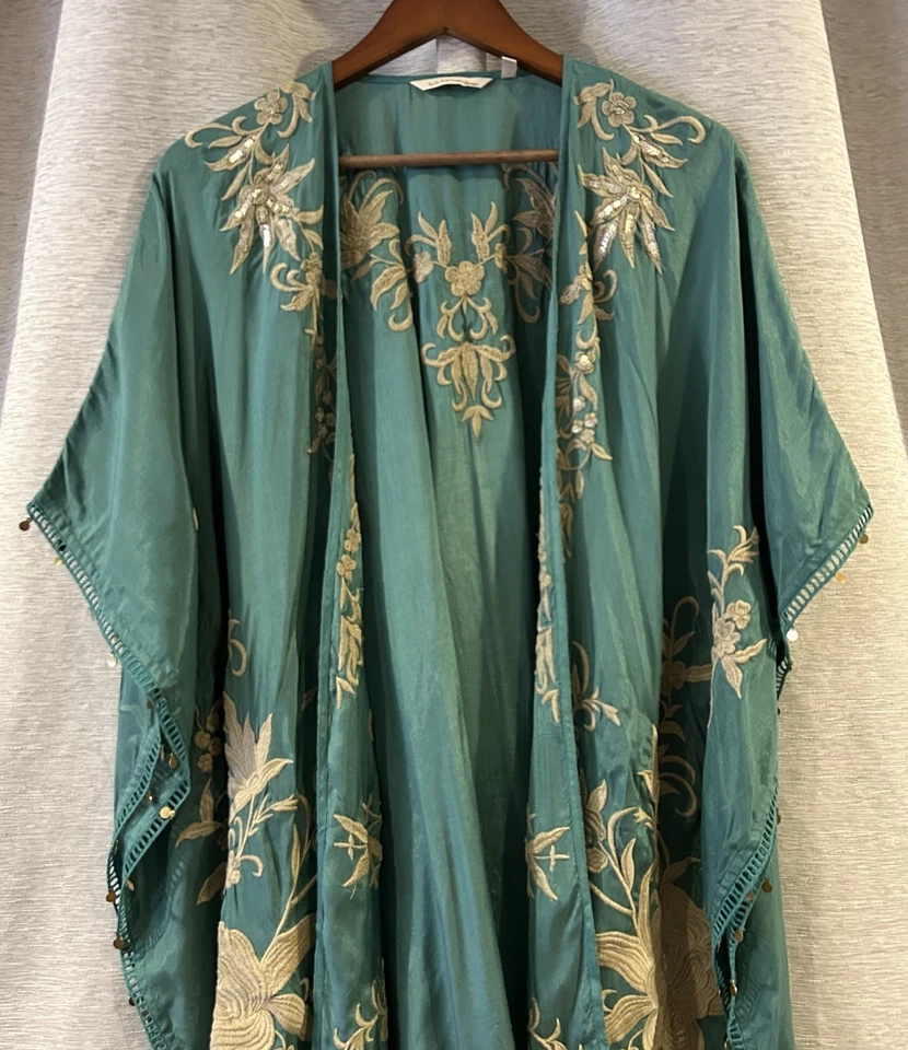 Plumero Kimono Suave Bordado Boho Lentejuelas Flecos Verde Azulado/Tostado S/M Foto 2 de 4