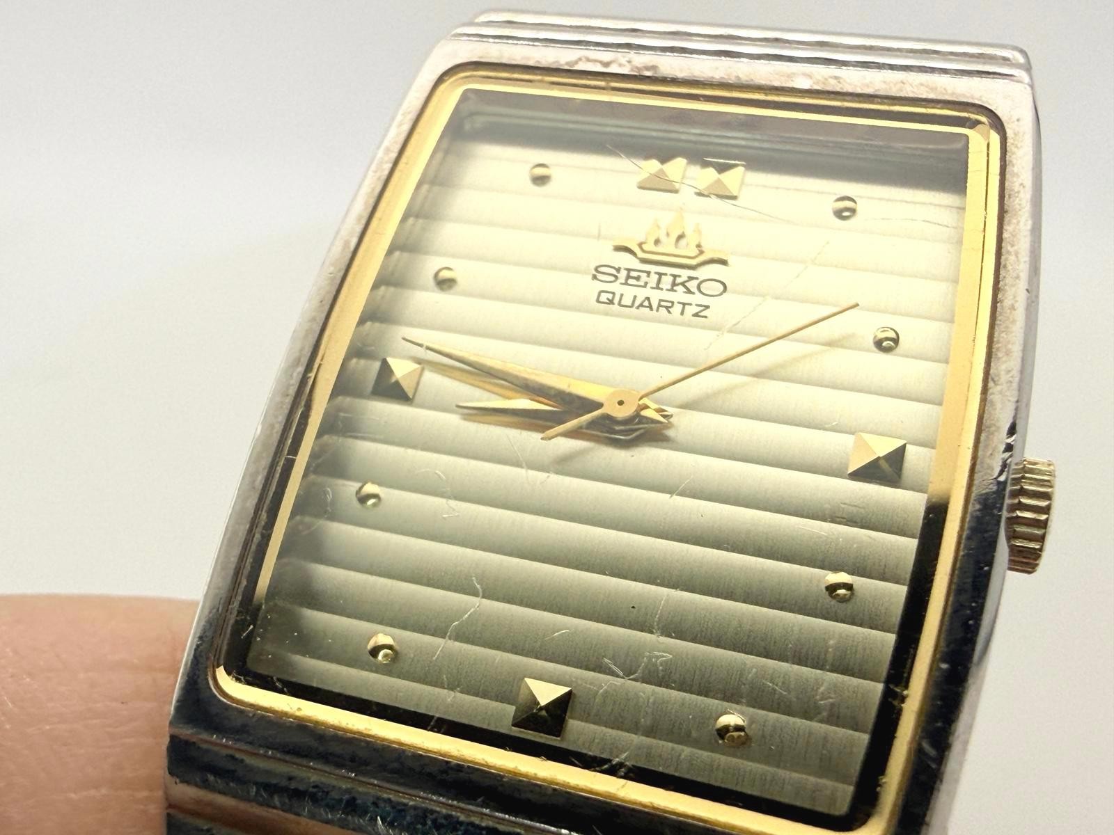 Seiko Quartz Rectangular Watch 23mm Model 8Y21-50… - image 7