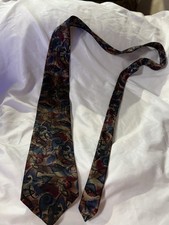 Wembley Men  s Multicolor Abstract Pattern Polyester Pointed Tie w/ Logo