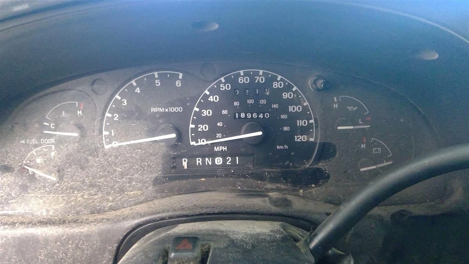 Used Front Right Door Interior Trim Panel fits: 2001 Ford Ranger Grade A Foto 3 de 4