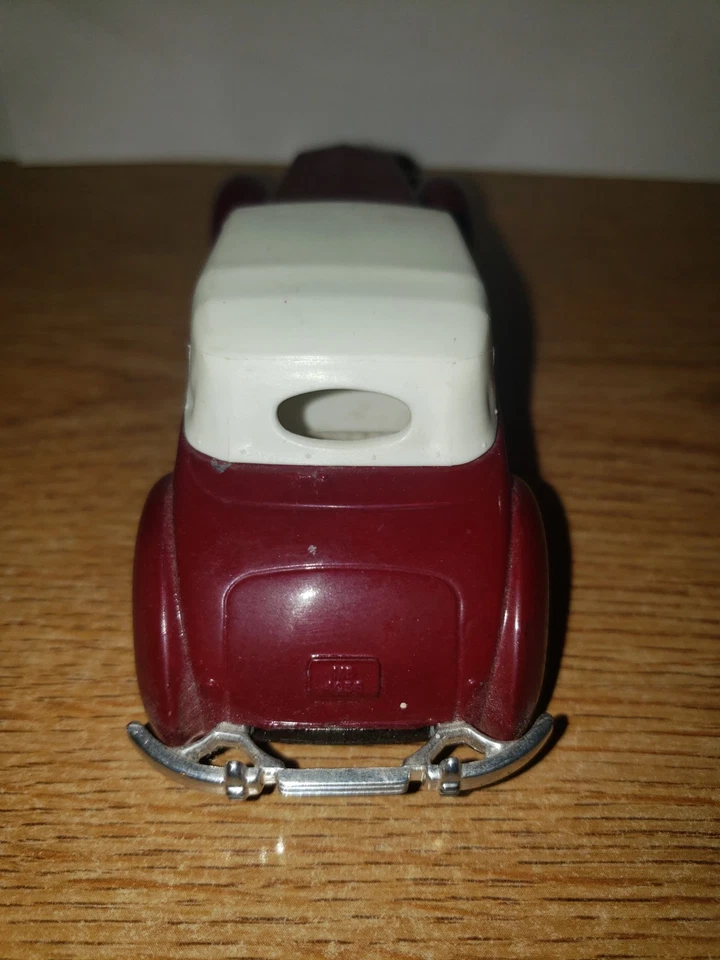 Coche diecast Lesney Matchbox 1937 Cord 812 Phaeton convertible supercargador Foto 3 de 4