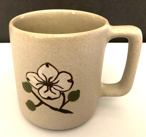 Vintage Pigeon Forge Pottery "Dogwood" 12 oz Coffee/Tea Mug~Square Hdl~Tennessee
