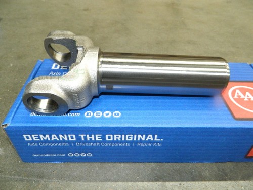 NP246 NP261 NP263 Transfer Case 4X4 1350 U-Joint 32 Spline Slip Yoke GM Chevy - Picture 3 of 4