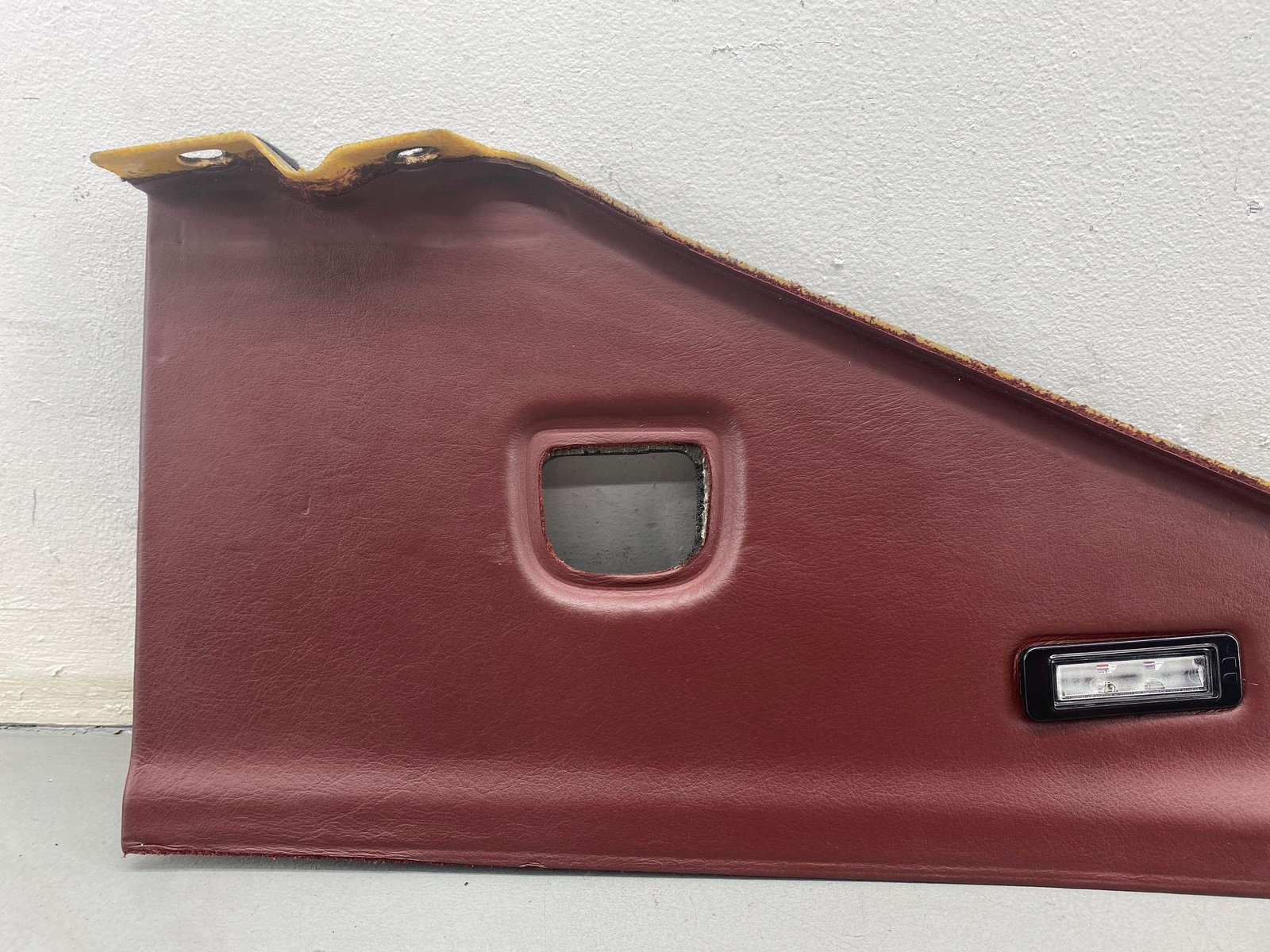 2020-2023 MCLAREN GT RIGHT REAR SIDE TRIM PANEL COVER BAROLO RED 22NB337GP OEM