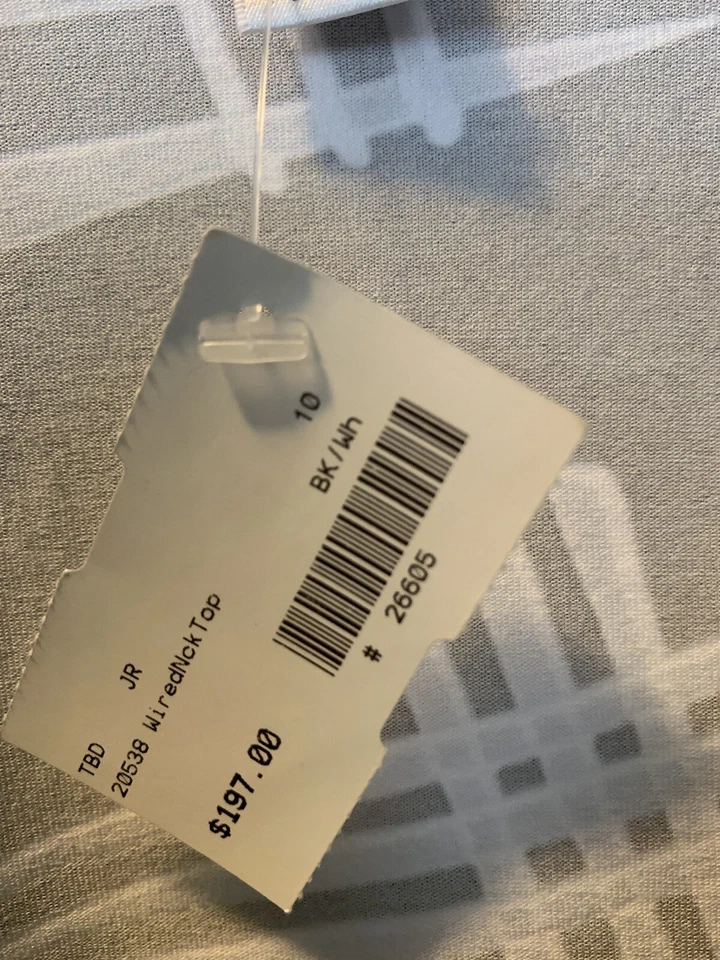 Chaqueta Joseph Ribkoff Cuello Y Puño Con Cable.Talla 10 Muy Elegante Y Gama Alta “Nueva” Foto 3 de 4