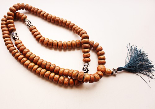 Bodhi Gebet Mala mit Dzi Perlen Zwischenring - Bild 5 von 5