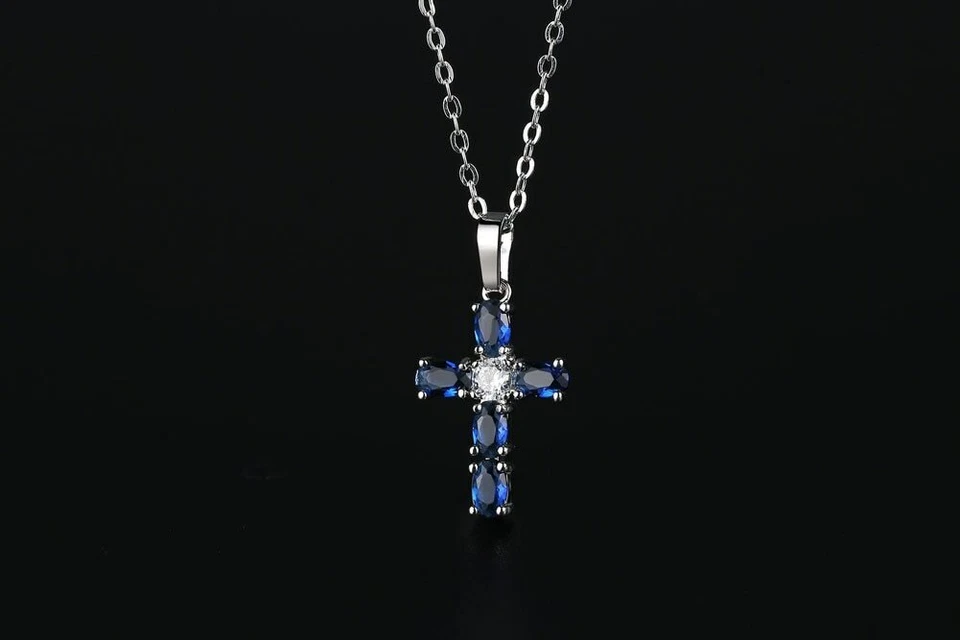 Collar Colgante Cruz ZARD en Circonita Cúbica Azul Real y Plata de Ley Foto 2 de 4