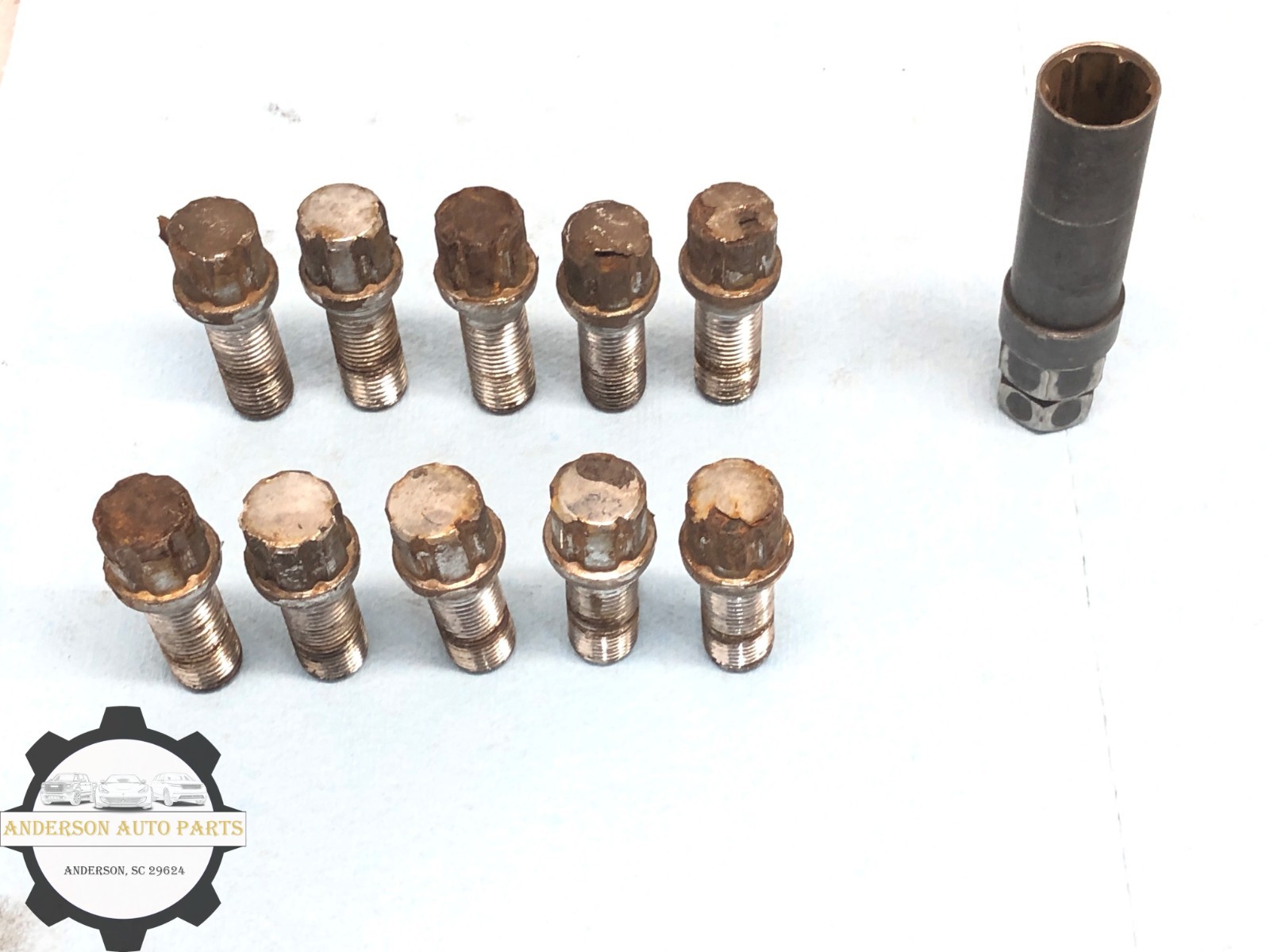 2014-2020 MASERATI QUATTROPORTE WHEEL RIM LUG NUT SET X20 W/ SECRET KEY OEM