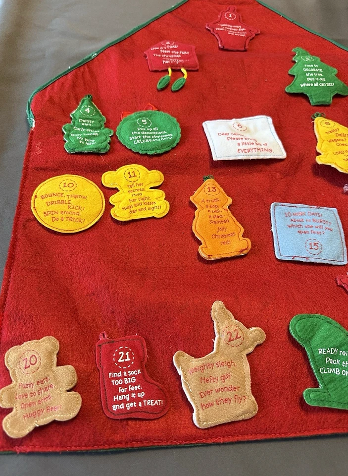 Vtg Hallmark Keepsake Kids Christmas Santa’s Workshop Advent Calendar Felt Wall - Image 4 of 4
