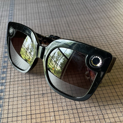 Snap Inc. Spectacles 2 Smart Glasses Camera Sunglasses Veronica Black w/ Case