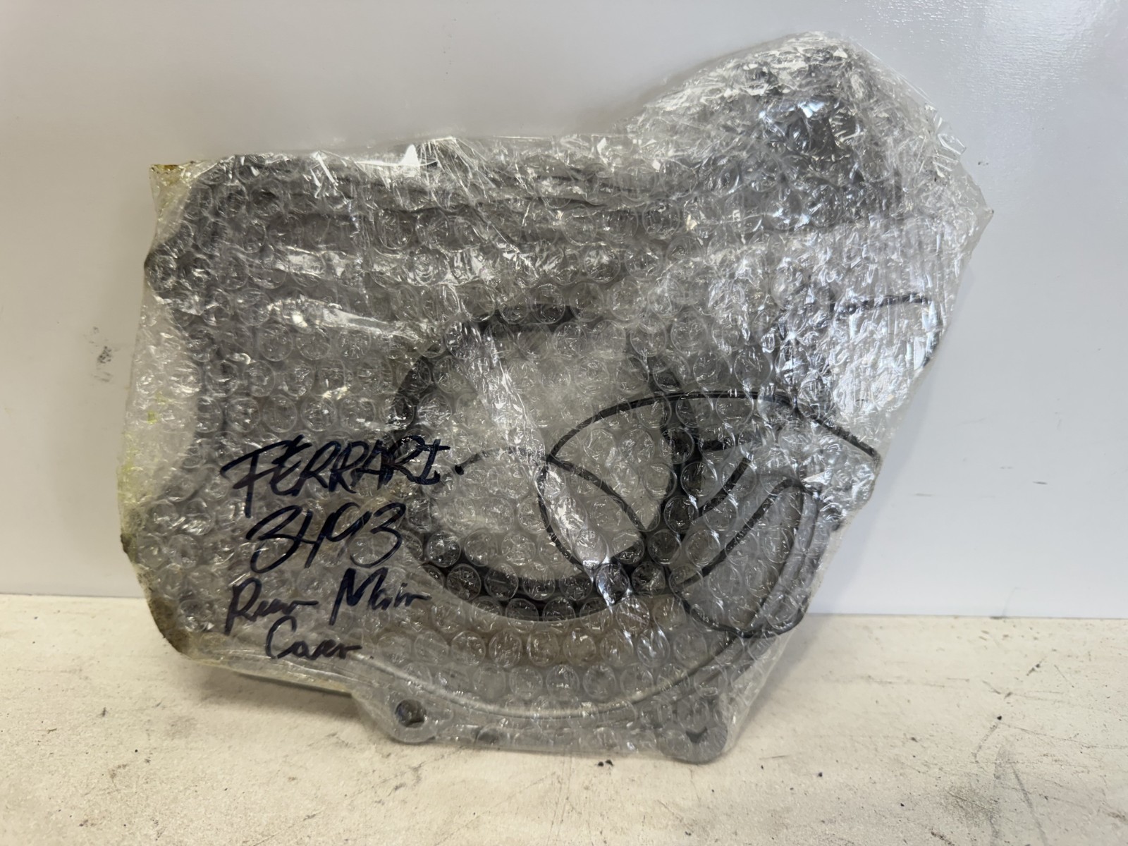 1999 FERRARI F355 CONVERTIBLE OEM U.S. LHD ENGINE REAR MAIN SEAL COVER F129C